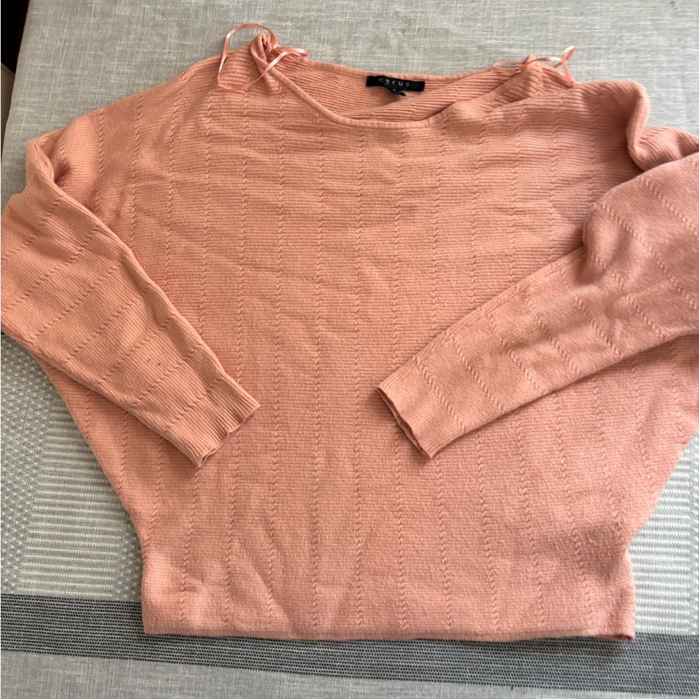 Peach Cyrus wide box sweater